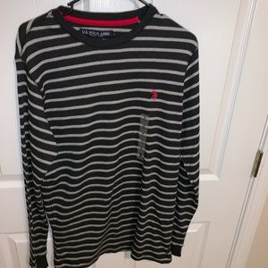 Men’s sweater/shirt